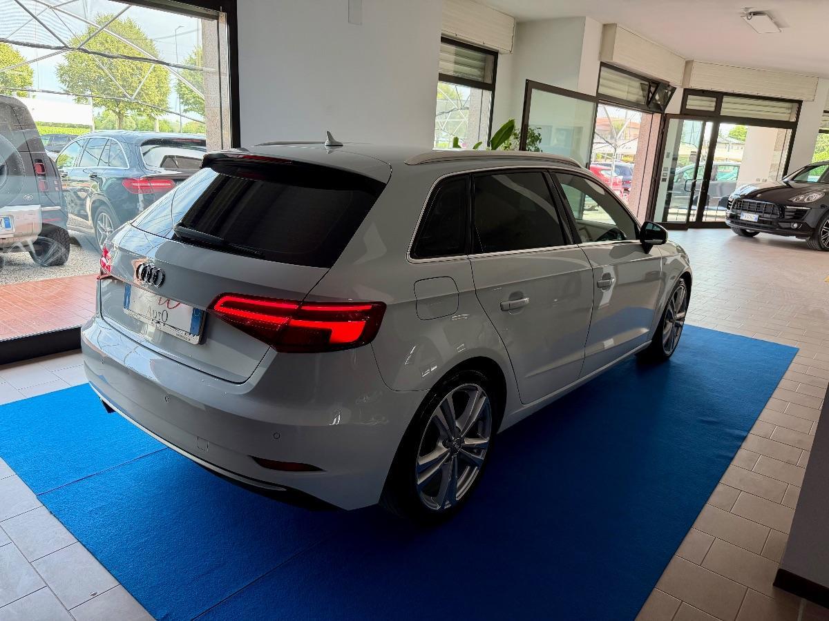 AUDI - A3 - 2.0 TDI S tronic S-Line