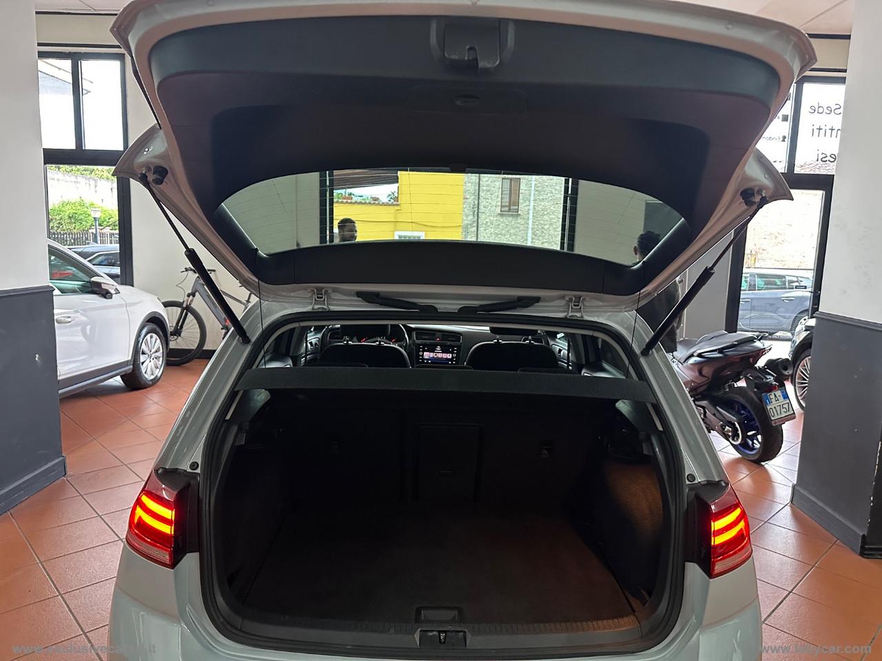 VOLKSWAGEN Golf 1.0 TSI 110CV 5p. Trendline BMT 7.5
