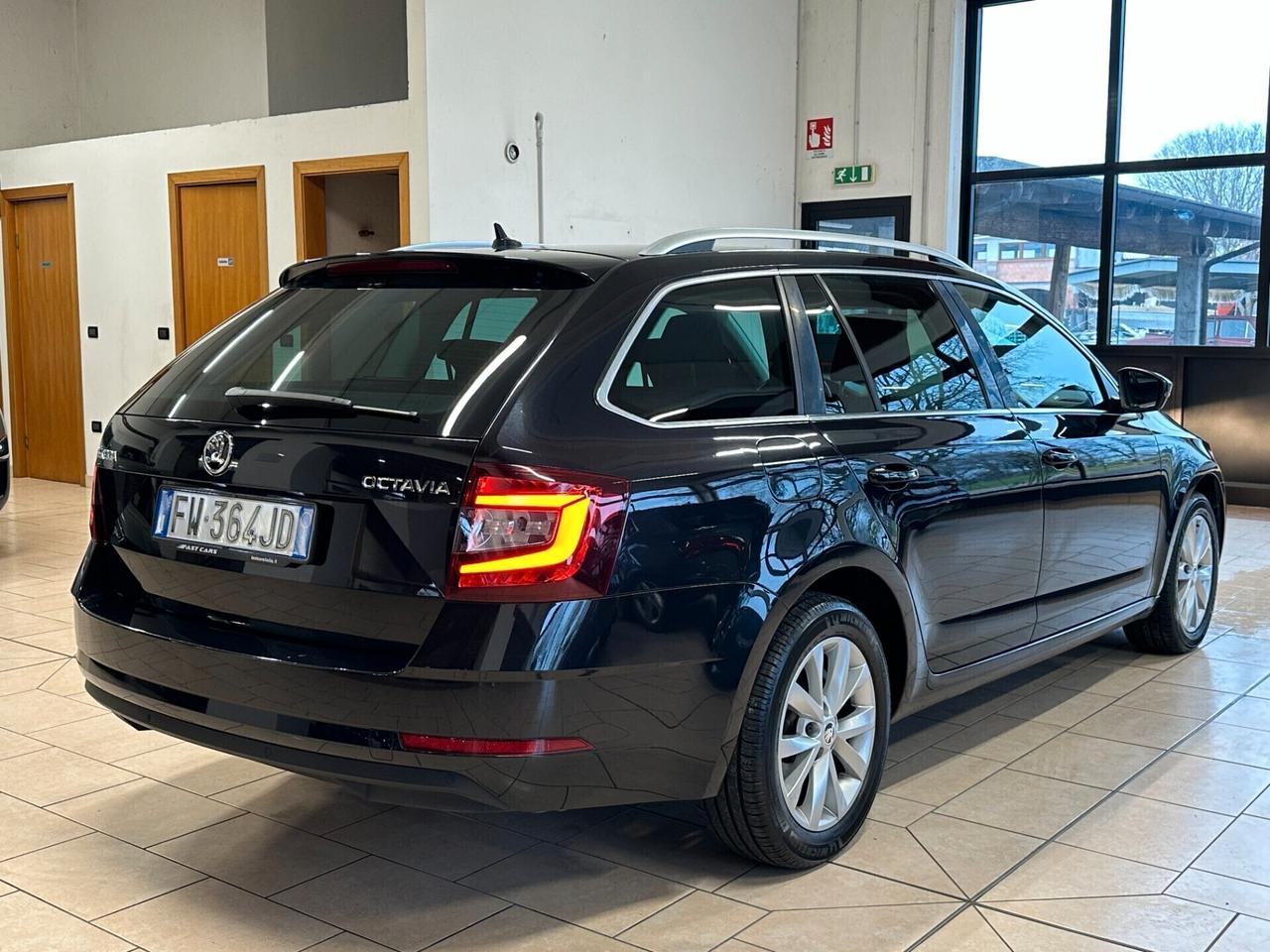 SKODA OCTAVIA 2.0 TDI AMBITION 150cv dsg *CARPLAY*NAVI*CRUISE