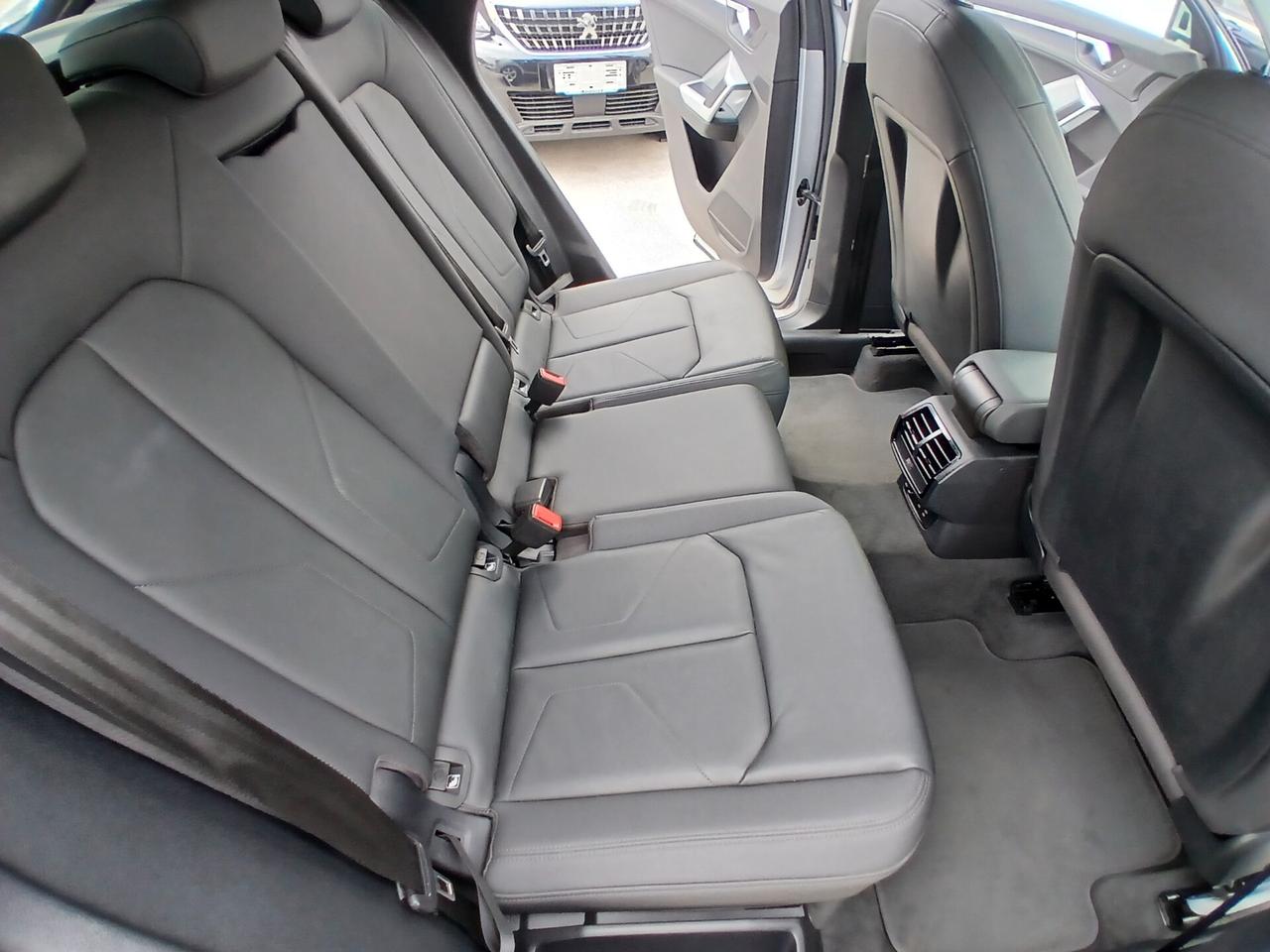 Audi Q3 1.5 TFSI 150CV BENZINA 2020