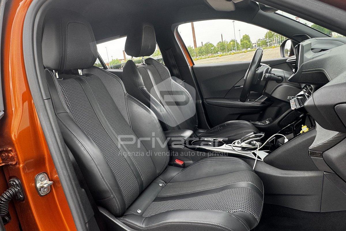PEUGEOT 2008 BlueHDi 130 S&S EAT8 GT Pack