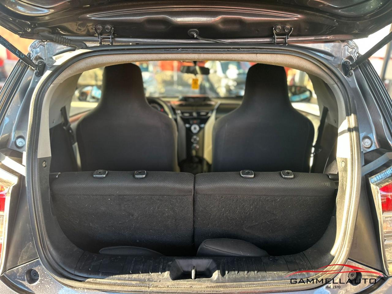 Toyota iQ 1.0 Active Sol 68cv AUTOMATICA