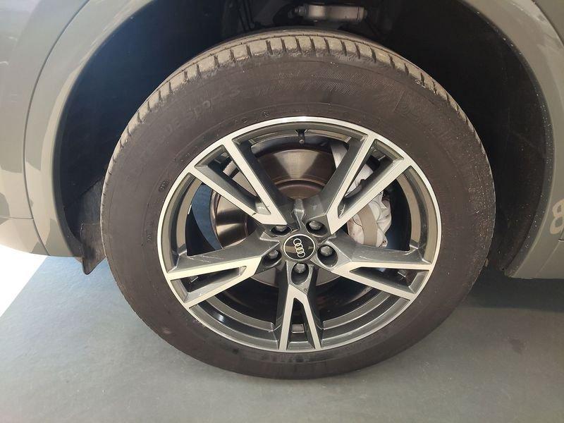 Audi Q5 Q5 Sportback 40 2.0 tdi mhev 12V S line quattro s-tronic