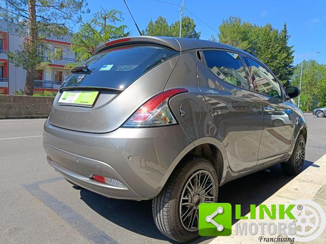 LANCIA Ypsilon 0.9 TwinAir 85 CV 5 porte Metano Ecochic