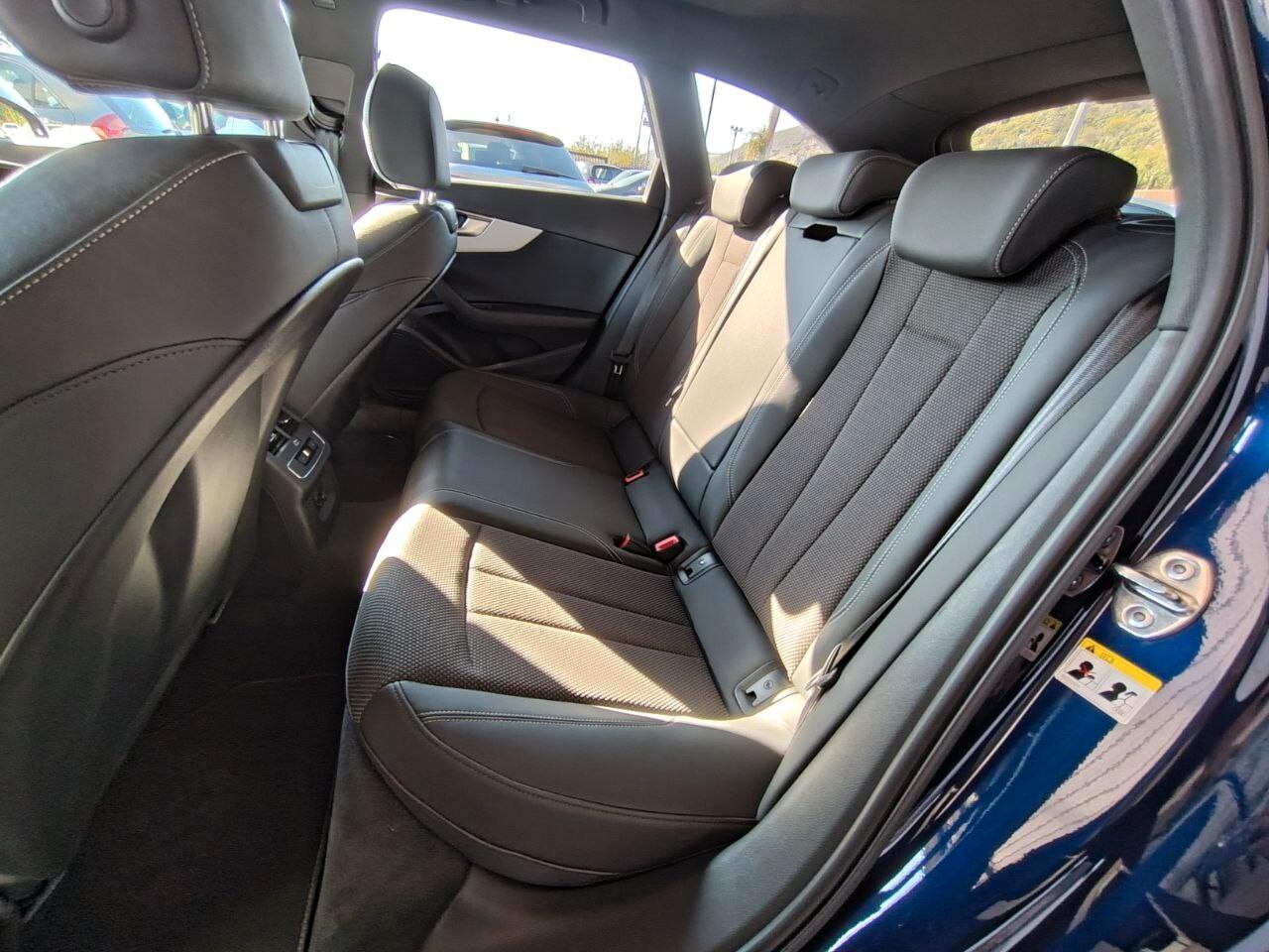 Audi A4 Avant 40 TDI quattro S tronic line edition