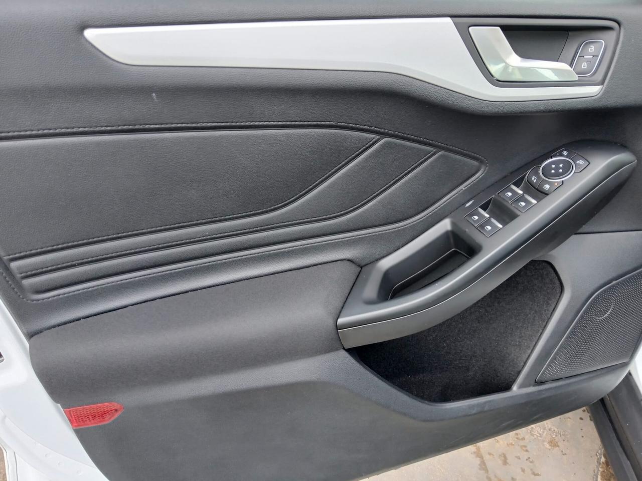Ford Focus 1.5 EcoBlue 120 CV automatico SW Business Co-Pilot