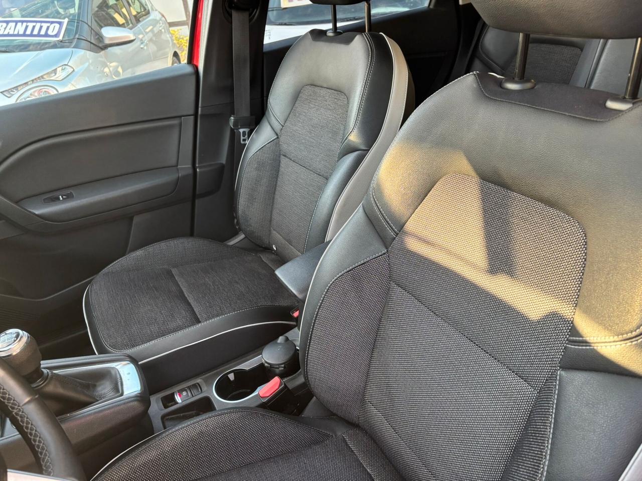 Renault Captur TCe 100 CV GPL Intens bose edition