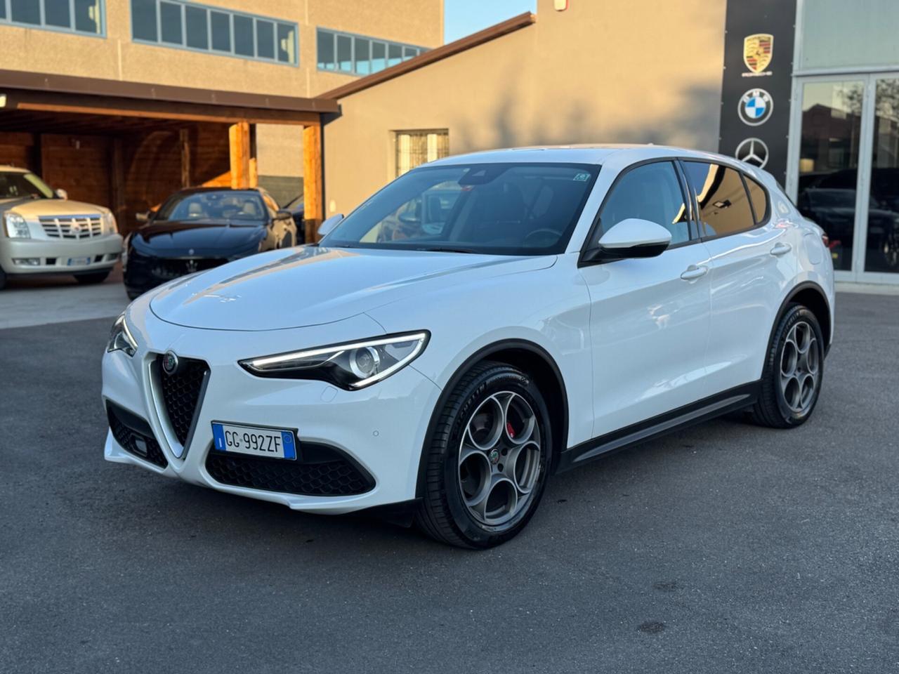 Alfa Romeo Stelvio 2.2 Turbodiesel 160 CV AT8 RWD ROSSO EDIZIONE