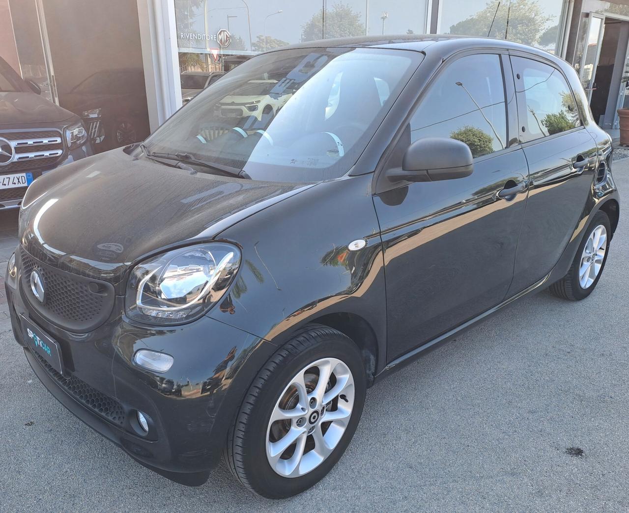 Smart ForFour 70 1.0 Youngster Benzina-GPL