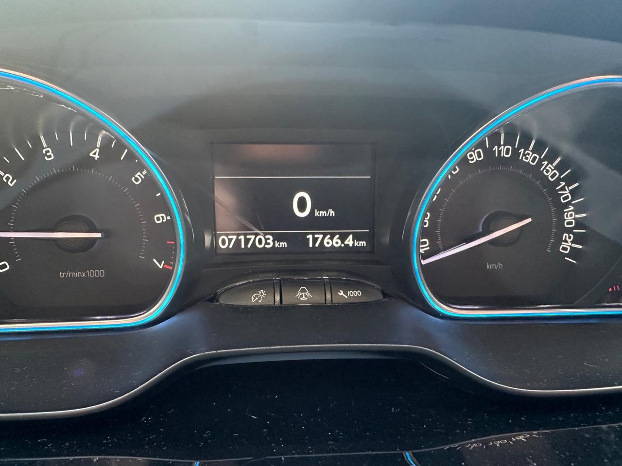 Peugeot 2008 1200 OK NEOPATENTATI