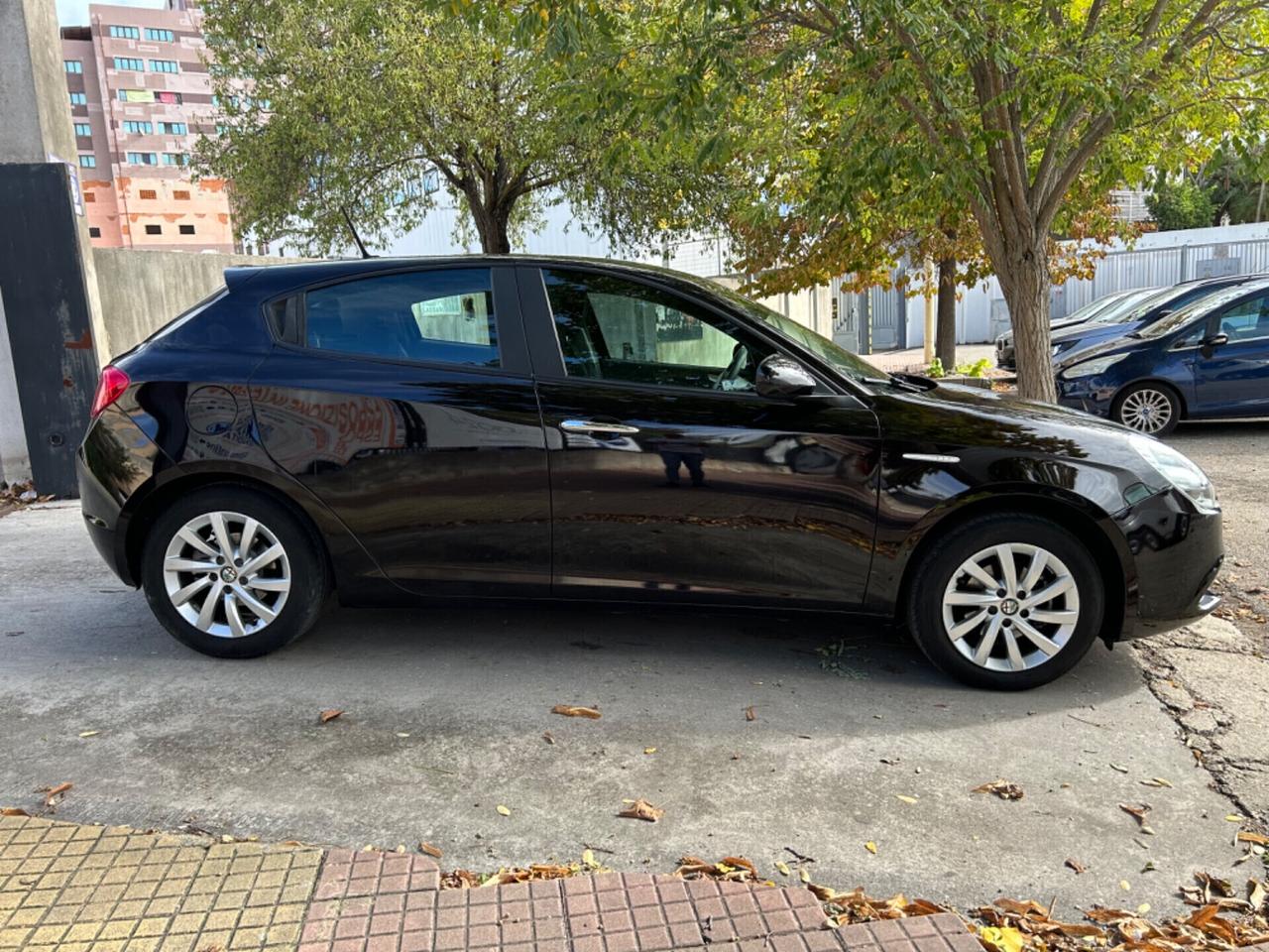 Alfa Romeo Giulietta KM. 1.6 JTDm 120 HP