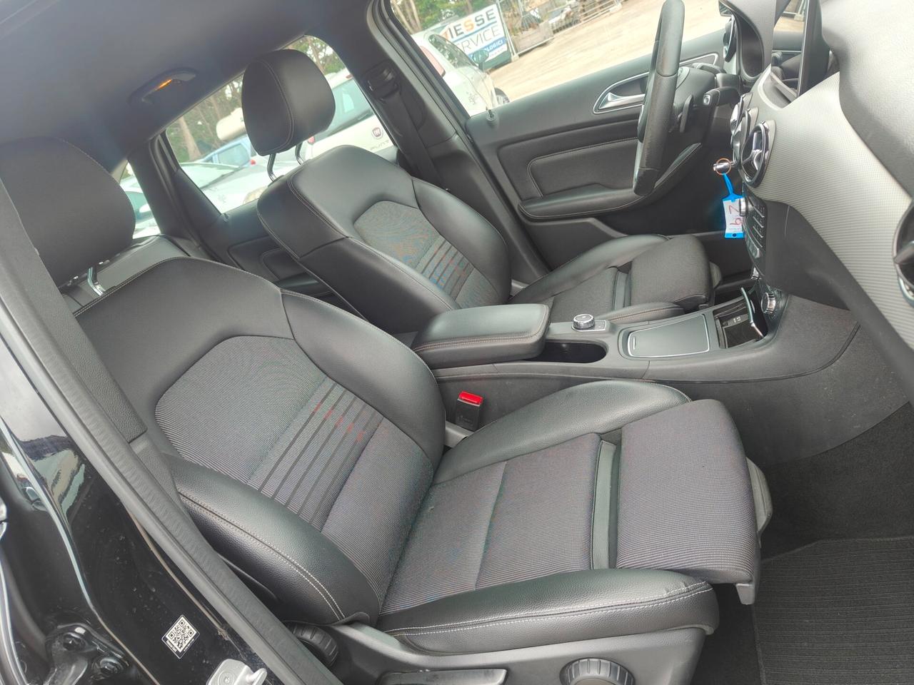 Mercedes-benz B 200 d Automatic Premium