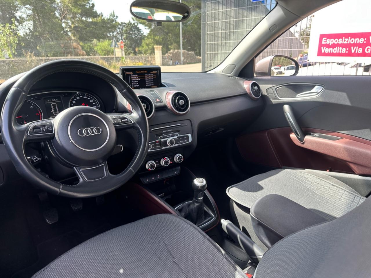 Audi A1 1.4 TDI ultra Sport-2015 MATRIX/NAVI