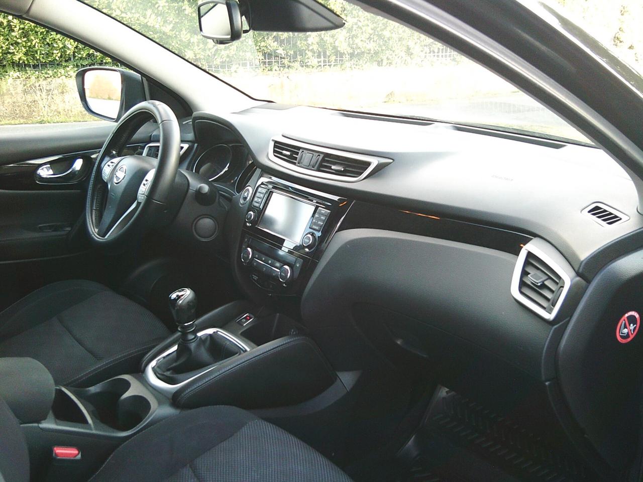 Nissan Qashqai 1.5 dCi N-Connecta