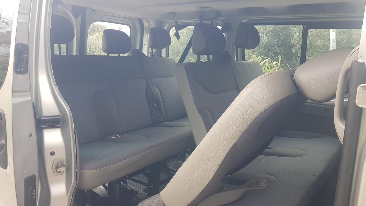 Opel Vivaro 9 posti