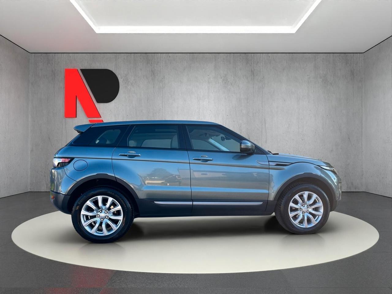 Land Rover Range Evoque 2.2 TD4 5p. British Edition Dynamic