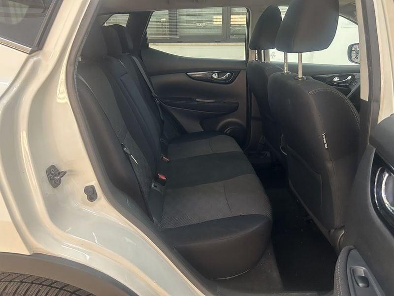 Nissan Qashqai 1.2 DIG-T 115 N-Connecta