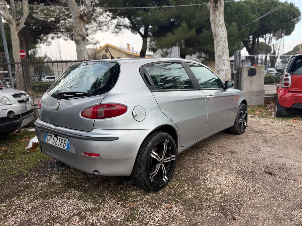 Alfa Romeo 147 1.9 JTD 115CV Distinctive G.Traino