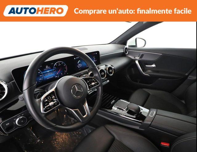 MERCEDES-BENZ A 200 Automatic Sport