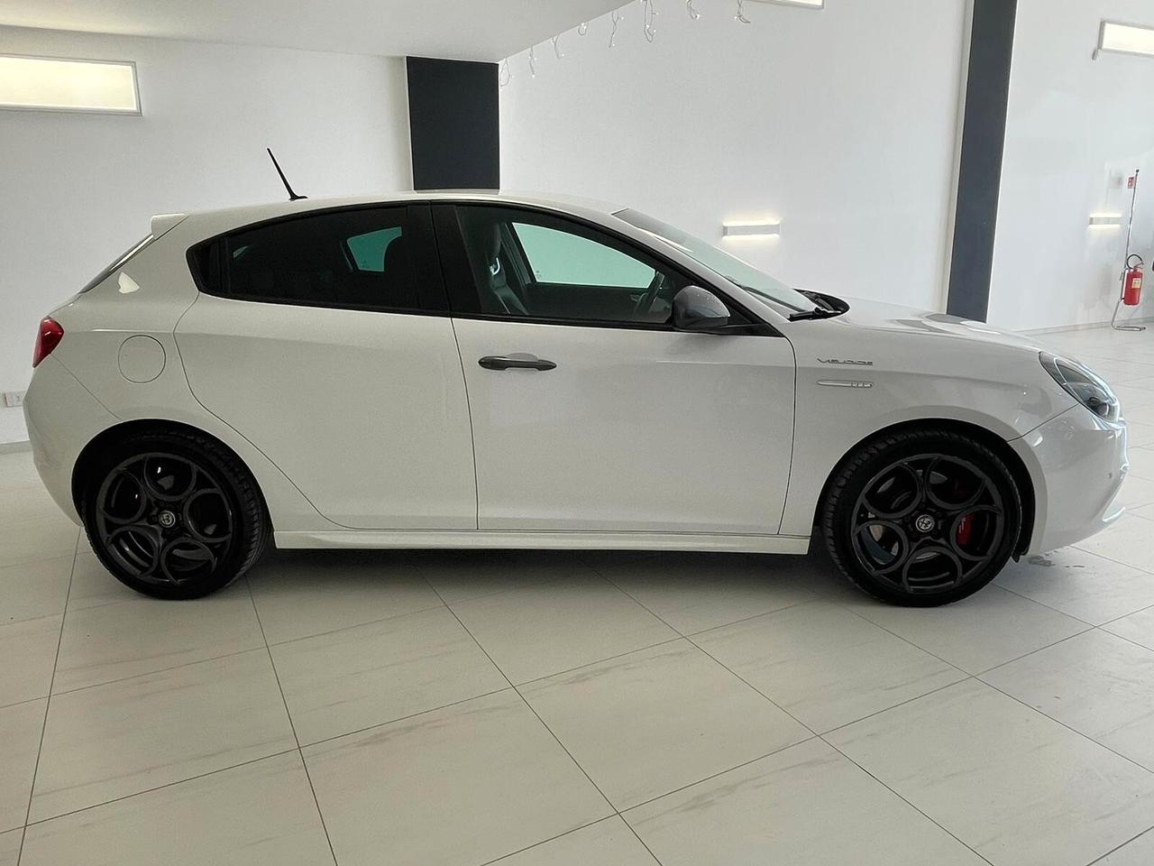 ALFA ROMEO GIULIETTA 1750 TURBO VELOCE 240CV SEDILI SPORTIVI