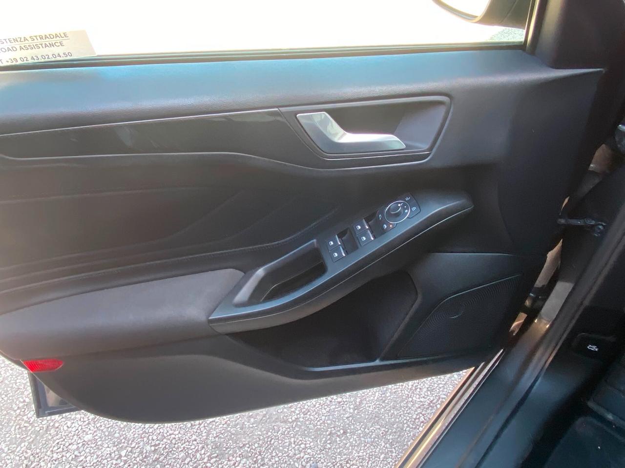 Ford Focus 1.5 EcoBlue 115 CV automatico SW ST-Line
