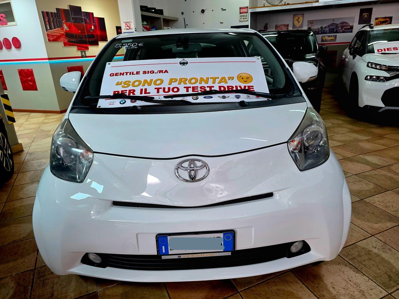 Toyota iQ 1.0 Lounge