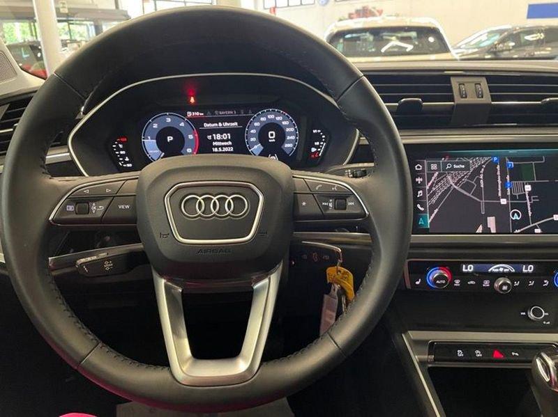 Audi Q3 40 TDI quattro S tronic Business Advanced