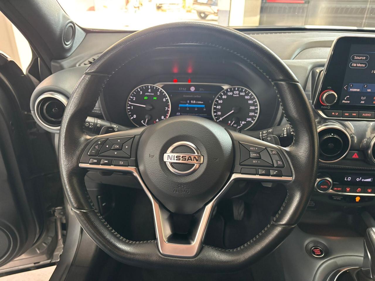 Nissan Juke 1.0 DIG-T 117 CV DCT N-Connecta