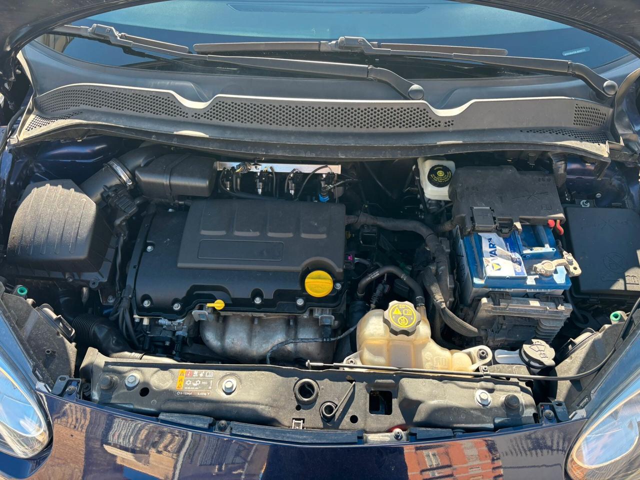 Opel Adam 1.4 87 CV GPL Tech Air