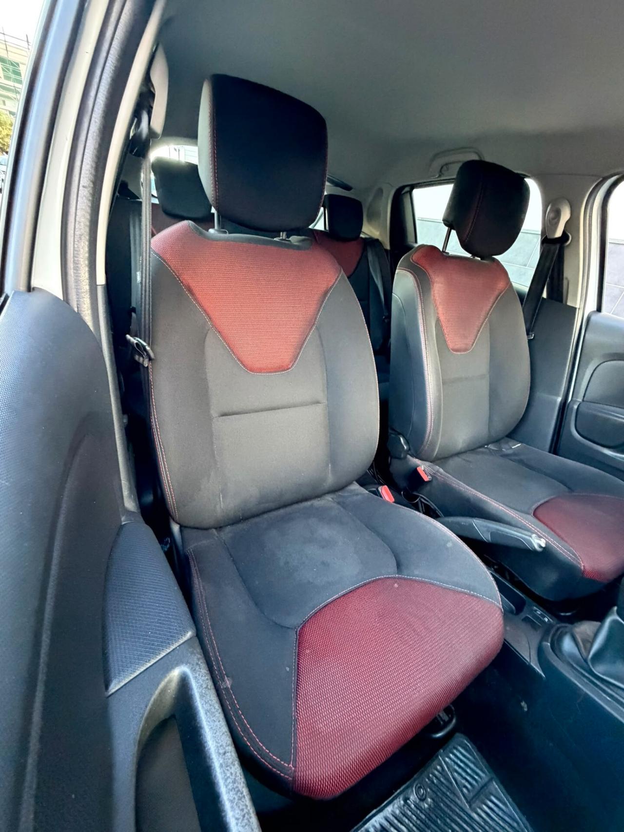 Renault Clio 1.2 75CV GPL 5P COSTUME NATIONAL