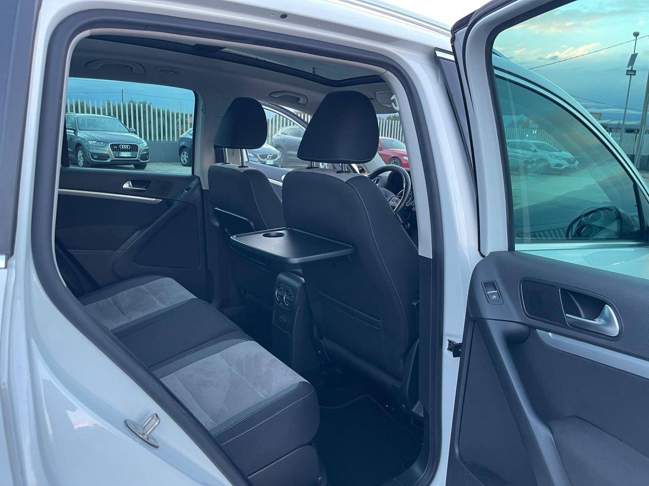 VOLKSWAGEN TIGUAN 2.0 TDI 150CV DSG 4M STRAFULL