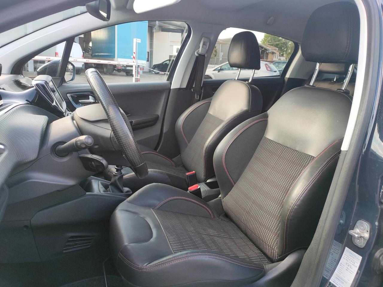 Peugeot 208 BlueHDi 120 S&S 5 porte GT Line NEOPATENTATI
