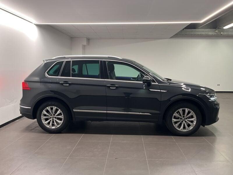 Volkswagen Tiguan Nuova Life 2.0 TDI SCR kW ( CV) Manuale