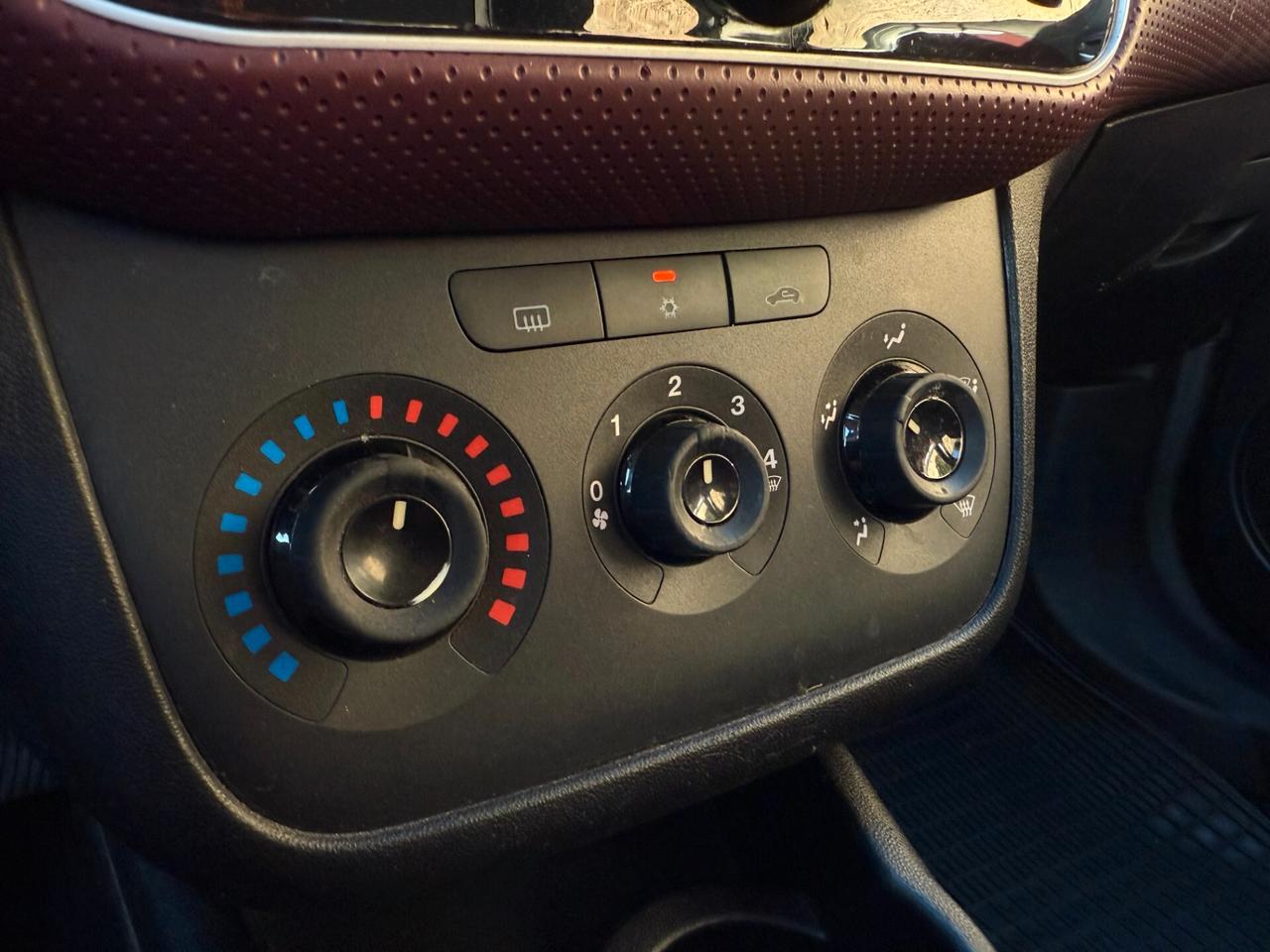Fiat Punto EVO/1.3 MJT 75CV/NEOPATENTATI