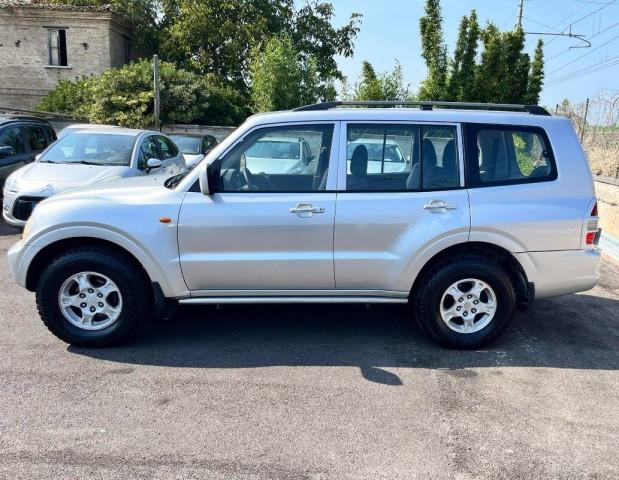 Mitsubishi Pajero Pajero 3.2 tdi 16v di-d GLS-2 wagon auto