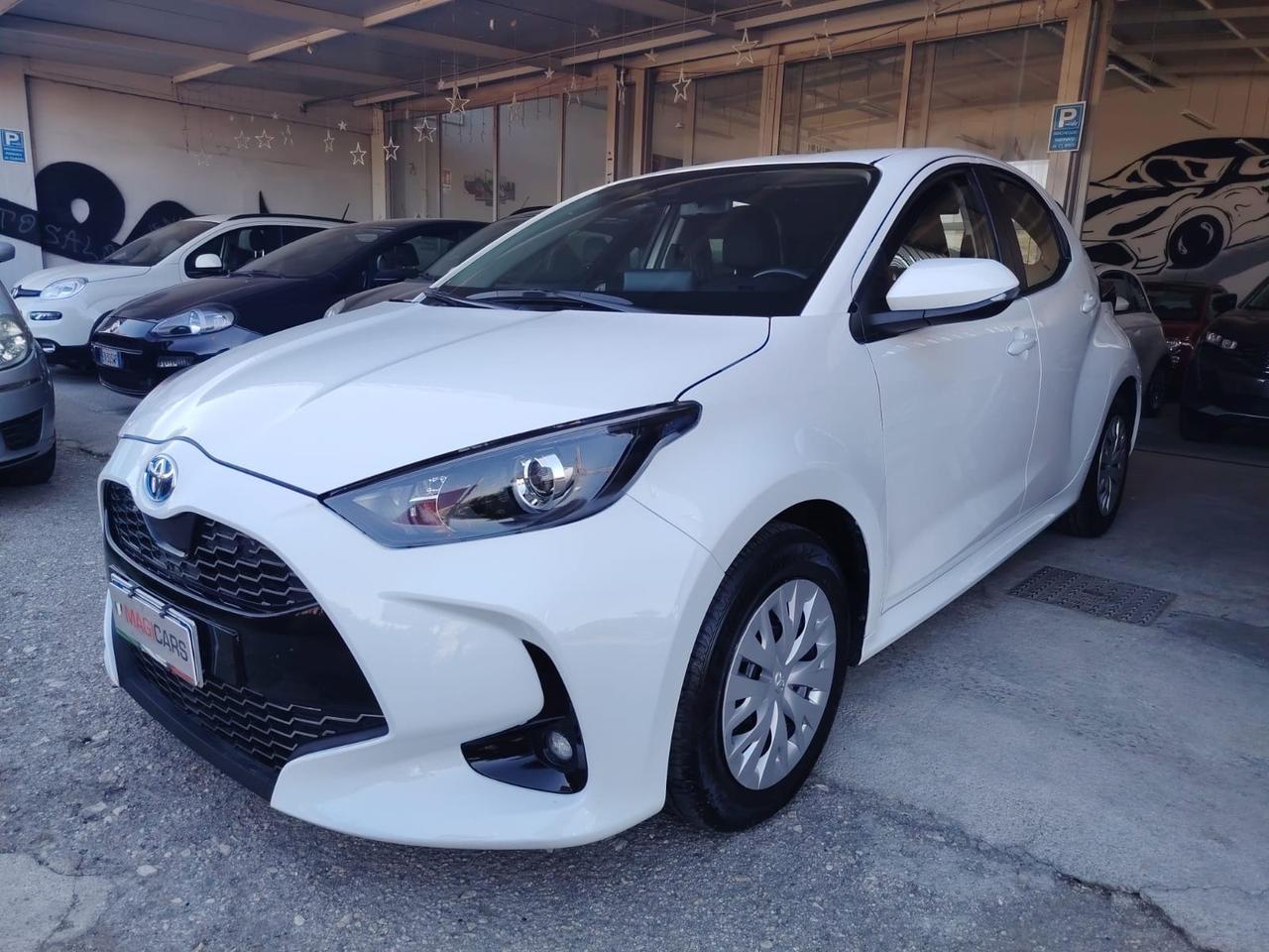 Toyota Yaris CAMBIO AUTOMATICO 1.5 Hybrid 5 porte