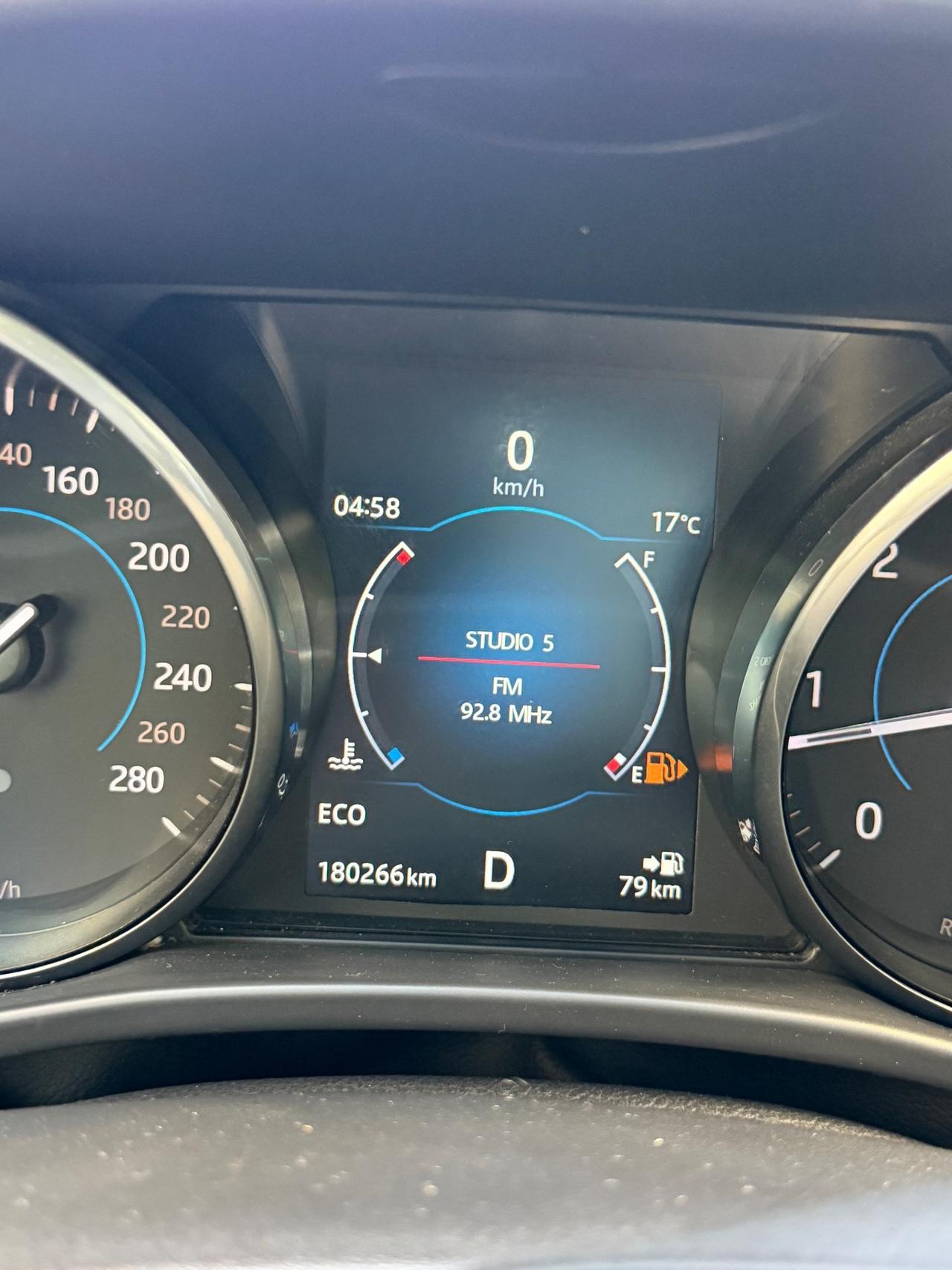 Jaguar F-Pace 2.0 D 180 CV AWD Prestige