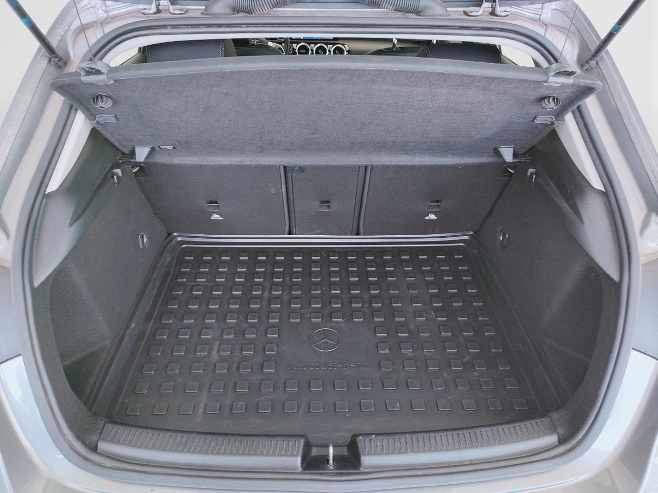 Mercedes-Benz Classe A - W177 2023 - A 180 d Progressive Advanced auto