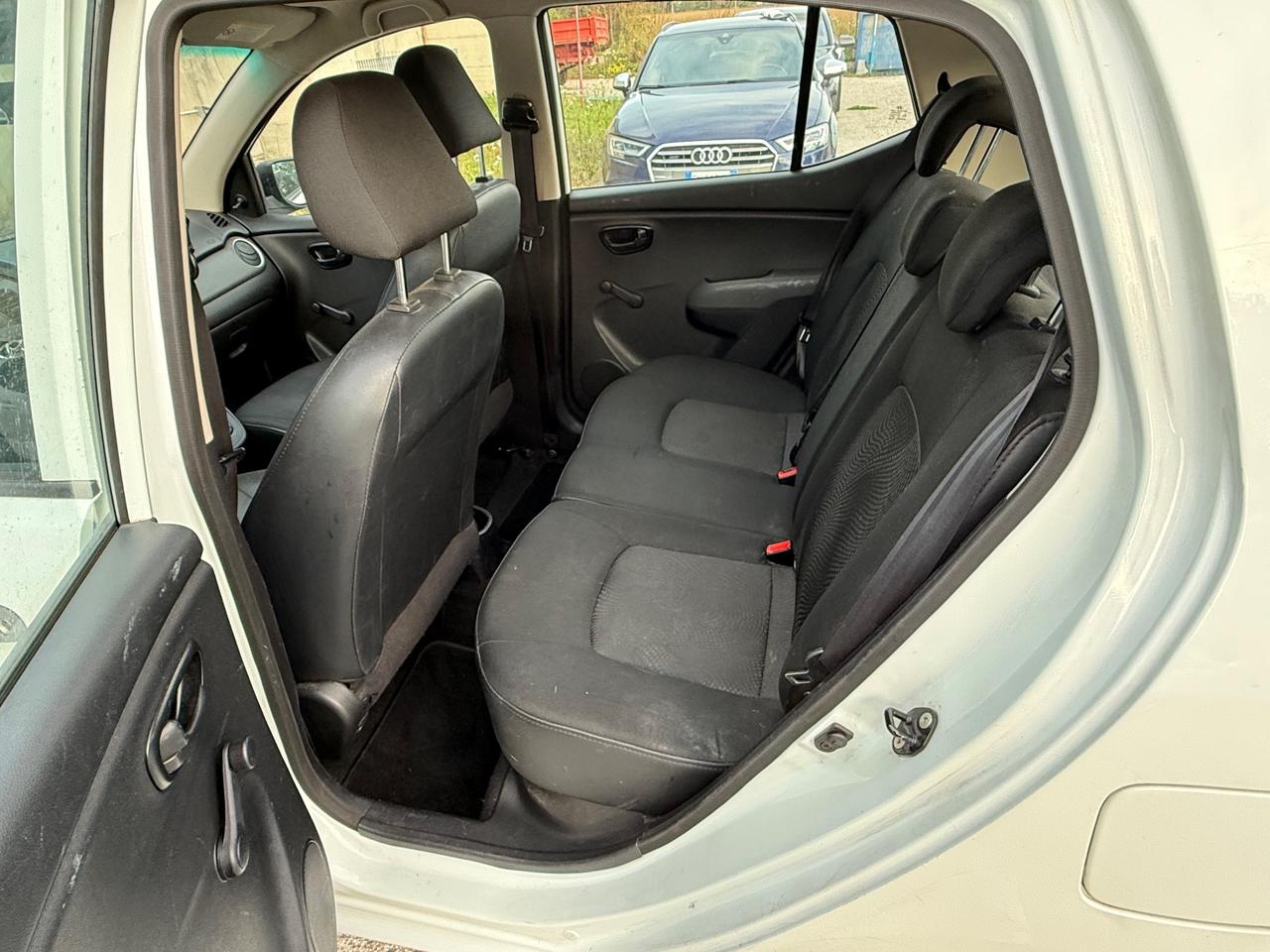 Hyundai i10 1.1 12V Sound Edition