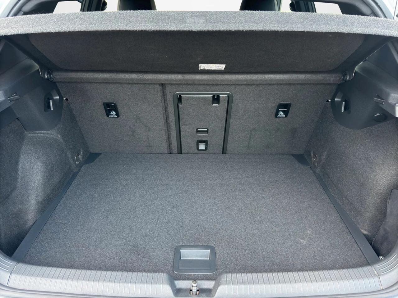 Volkswagen Golf 2.0 TDI 150 CV DSG SCR R-Line