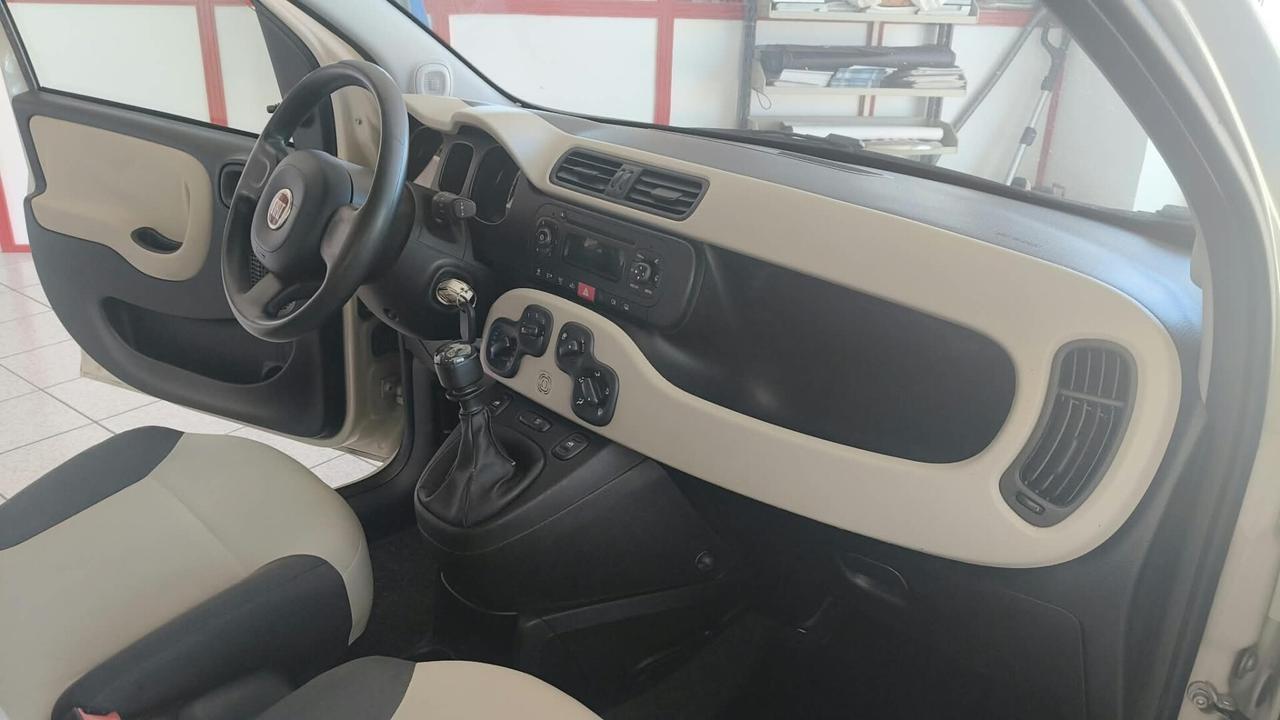 FIAT PANDA 1.2 BENZINA 70CV 5 POSTI