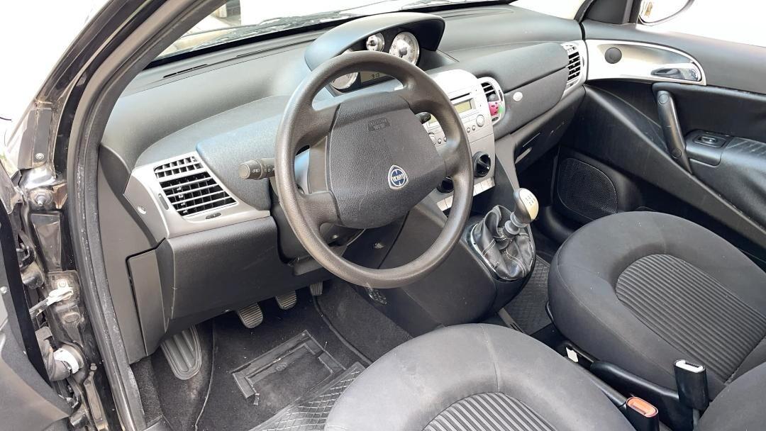 Lancia Ypsilon 1.2 Argento OK NEOPATENTATI