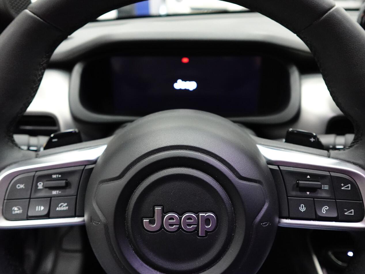 Jeep Avenger 1.2 E-HYBRID 110 CV EDCT6 MHEV SUMMIT