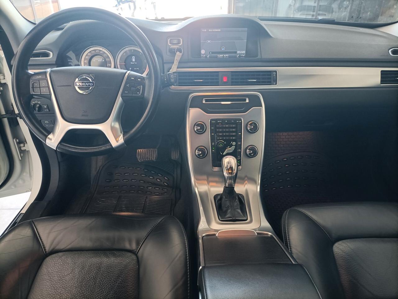 Volvo XC 70 CV 163 D4 AWD Geartronic Momentum 12/2013