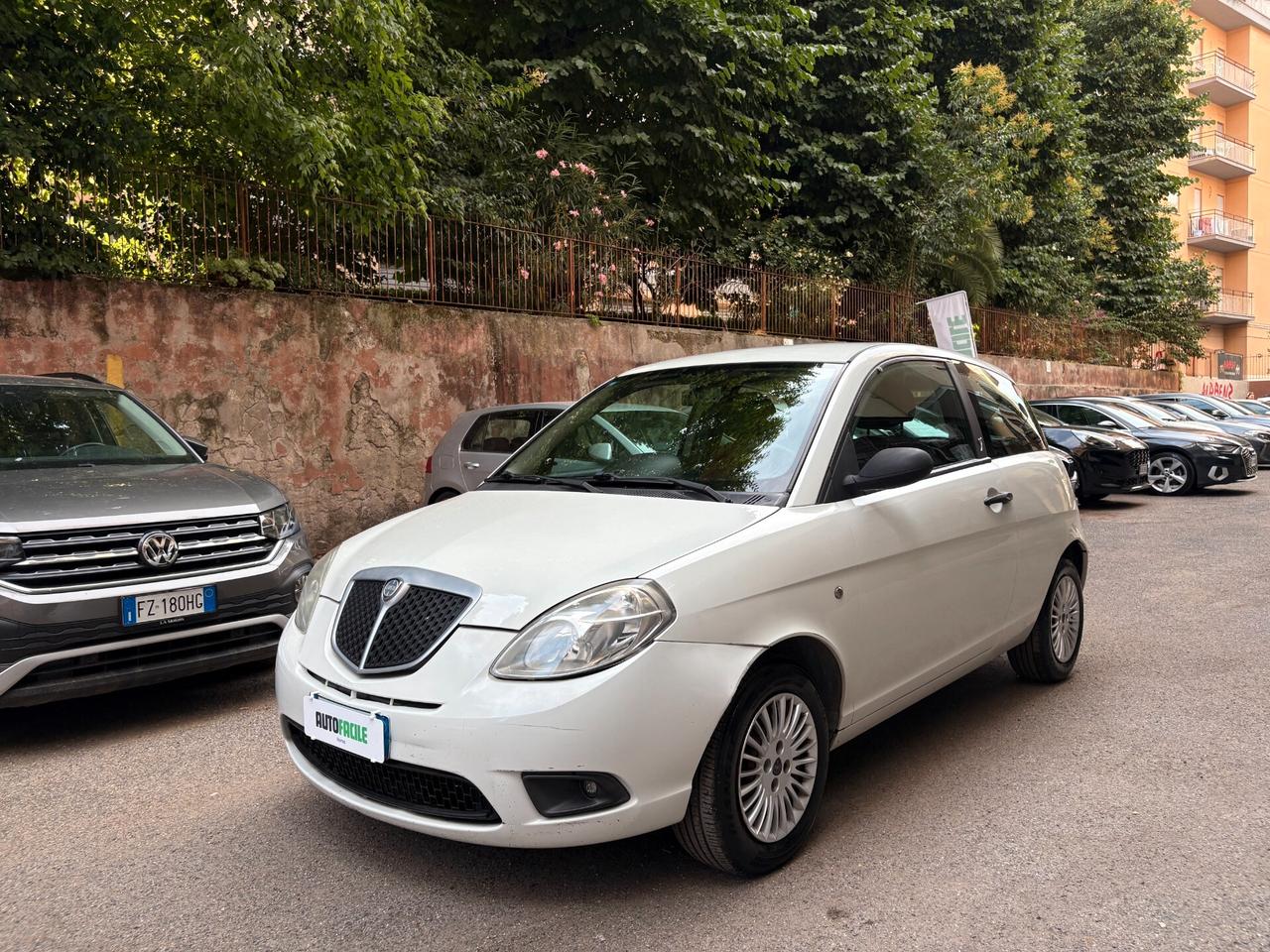Lancia Ypsilon 1.2 Versus - DISTRIBUZIONE FATTA