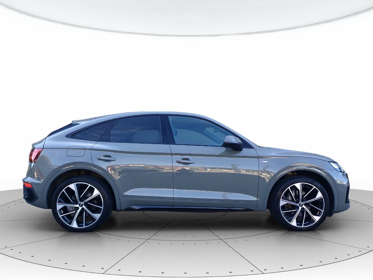Audi Q5 sportback 40 2.0 tdi mhev 12v s line quattro s-tronic