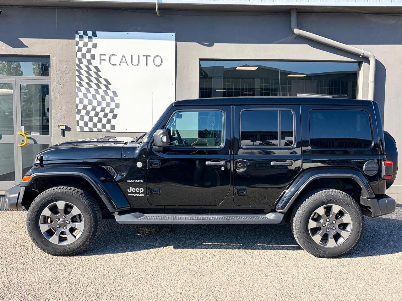 Jeep Wrangler Unlimited 2.2 Mjt II Sahara sky one-touch