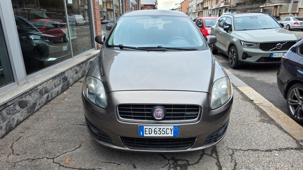 Fiat Croma 1.9 Multijet Active