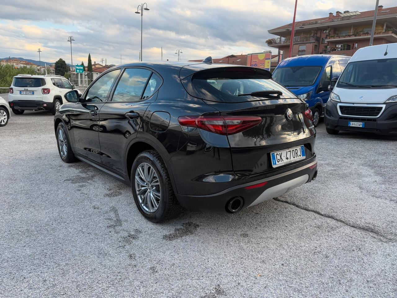 Alfa Romeo Stelvio 2.2 Turbodiesel 160 CV AT8 RWD Super Business