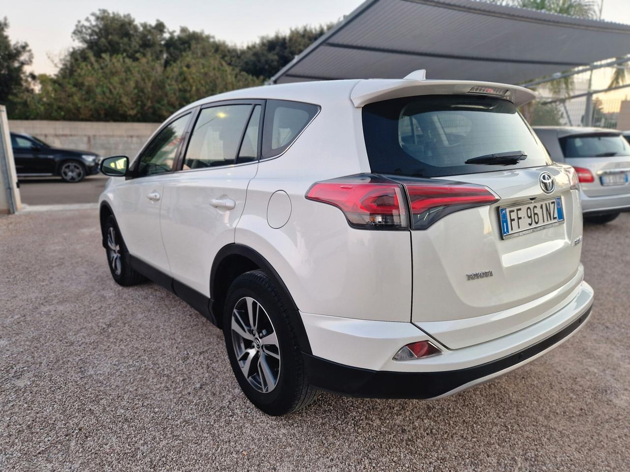 Toyota RAV 4 RAV4 2.0 D-4D 2WD Exclusive